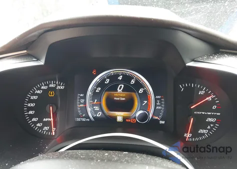 2014 Chevrolet Corvette Stingray Z51 z USA, uszkodzony, nr VIN 1G1YL2D7XE5300032